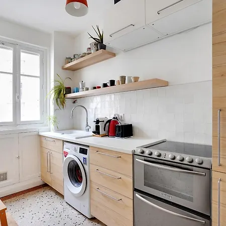 Buttes Chaumont Charming For 4 People